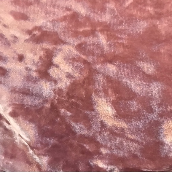 𝅺empyre pink women’s size small skirt . Velvet/ velour - look. - Picture 3 of 6